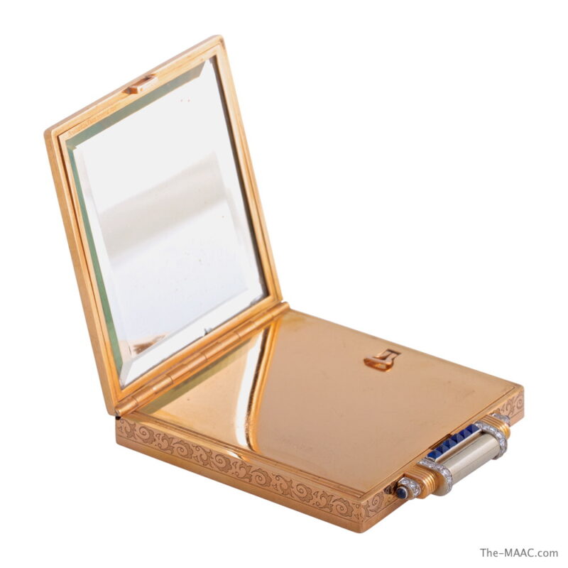 Boucheron 18K Gold Retro Compact - Image 2
