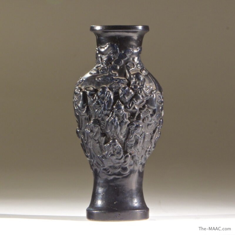 Famille Noire Monochrome Vase