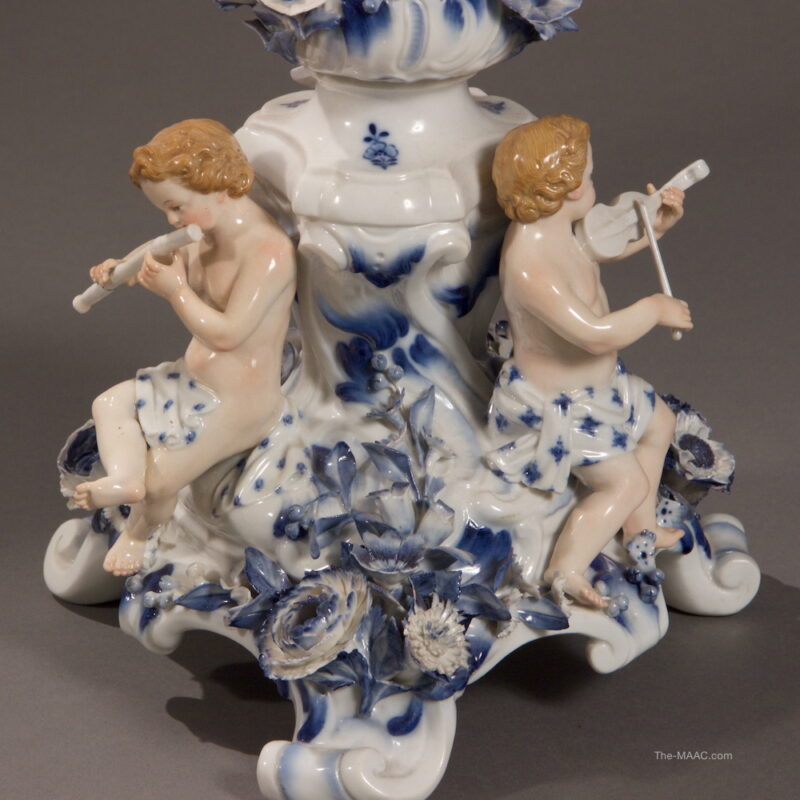 Meissen Blue and White Garniture Set - Image 2
