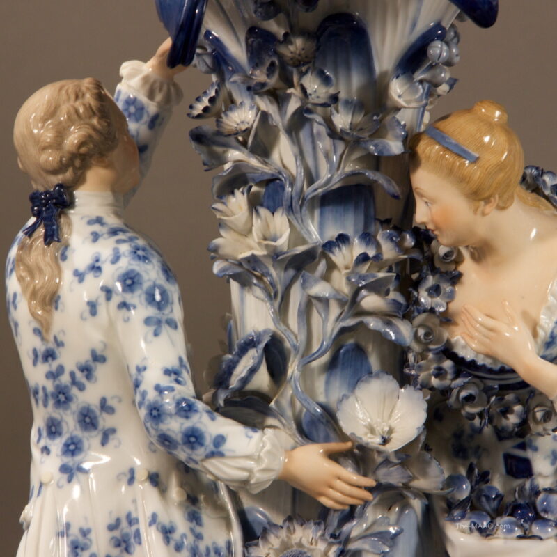 Meissen Blue and White Garniture Set - Image 4