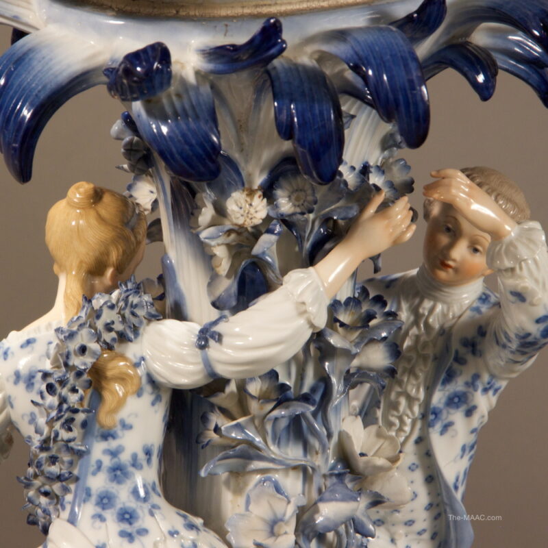 Meissen Blue and White Garniture Set - Image 5