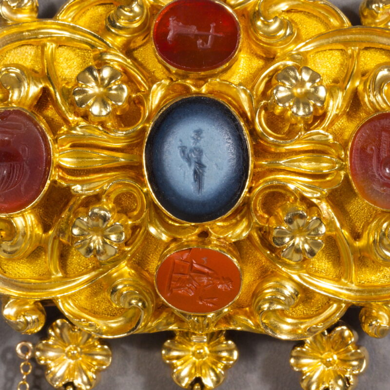 Intaglio Bracelet - Image 2