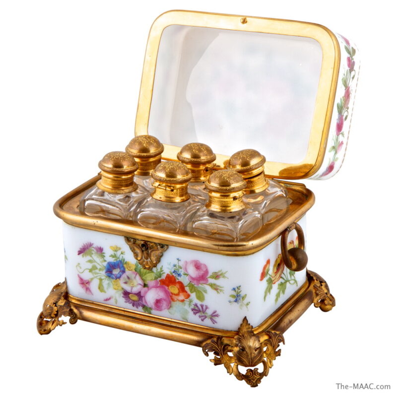 Opaline Glass Floral Painted Box - Image 3