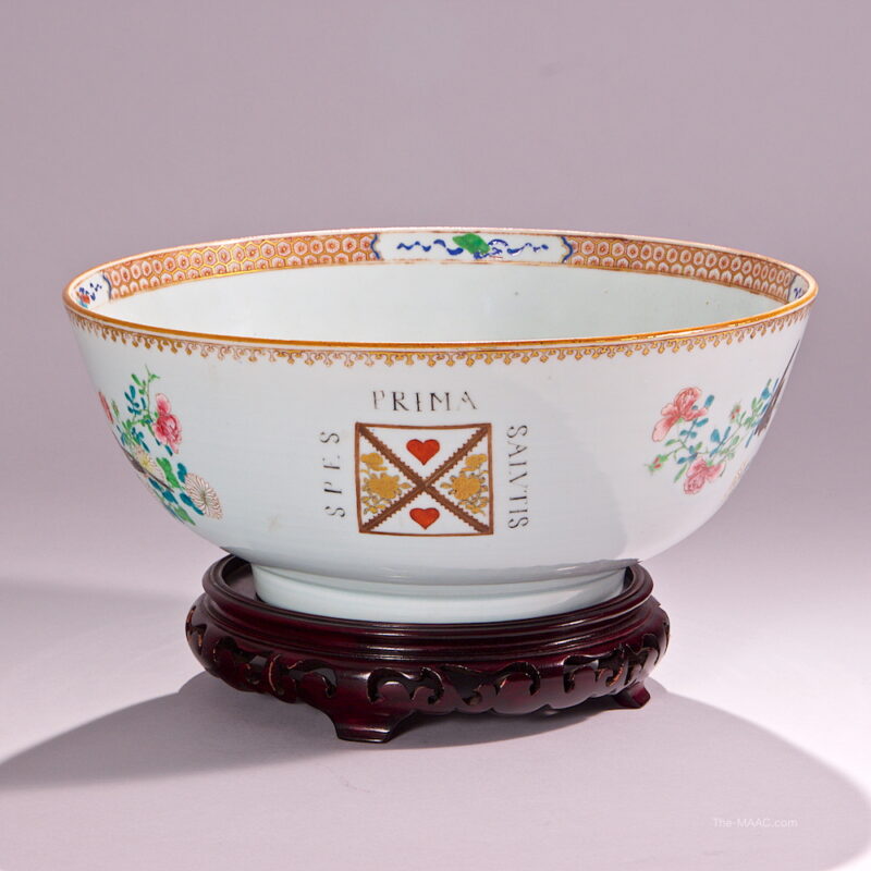 Chinese Export Armorial Bowl