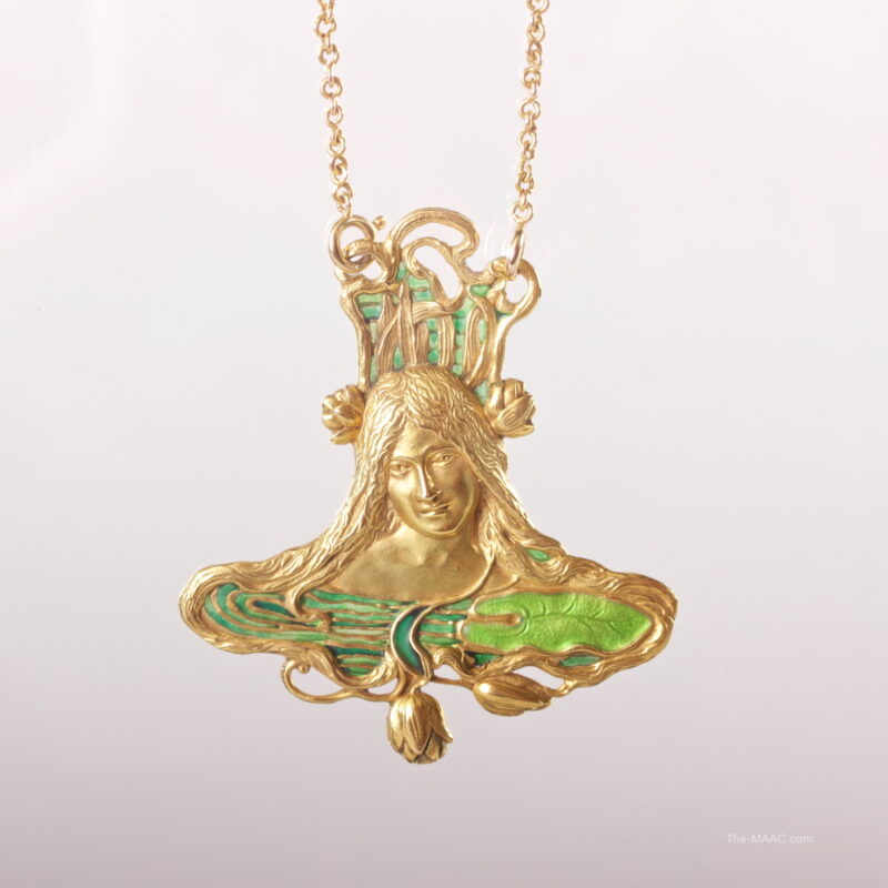 Fine Art Nouveau Plique a Jour Pendant