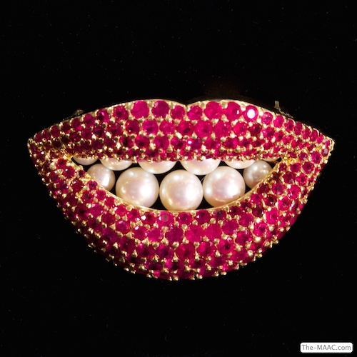 An 18 kt gold brooch of lips with rubies and pearls. Designed by Salvador Dali, fabricated by Henryk Kaston. 18 kt gold, rubies, pearls, United States.