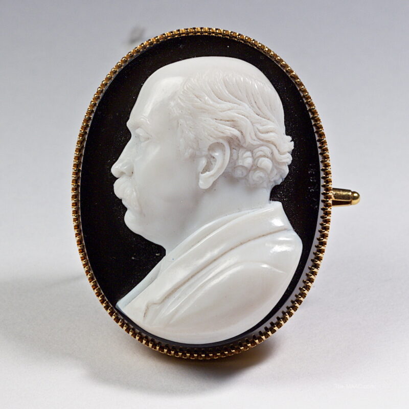 Amazing Hardstone Portrait Cameo by Luigi Rosi in Gold Brooch Frame