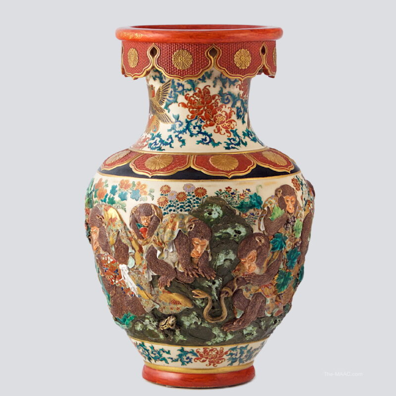 Japanese Satsuma Kyotoware Monkey Vase - Image 2