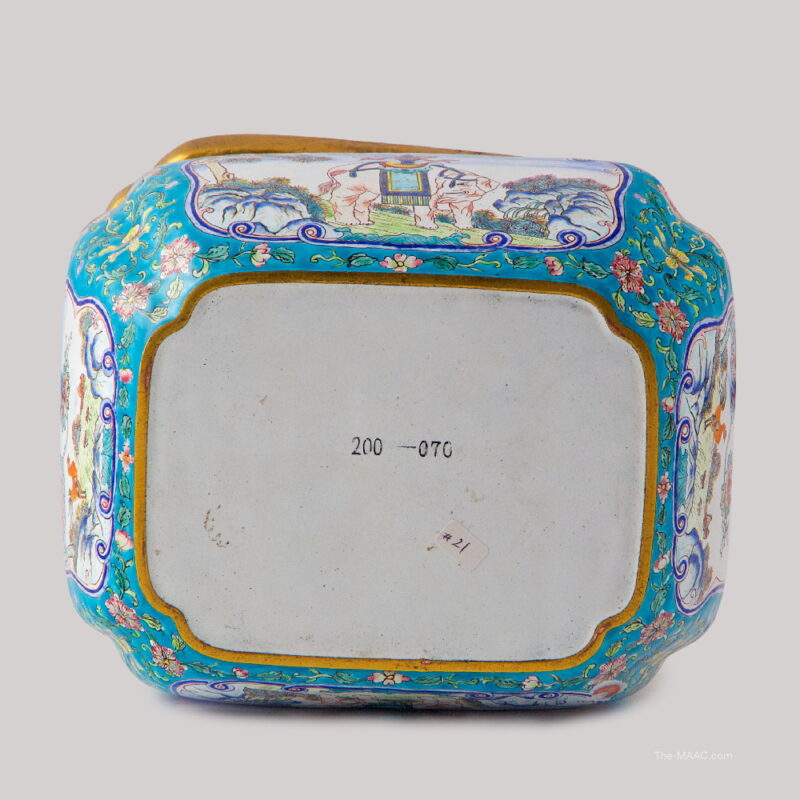 Chinese Canton Enamel Hand/Food Warmer - Image 4