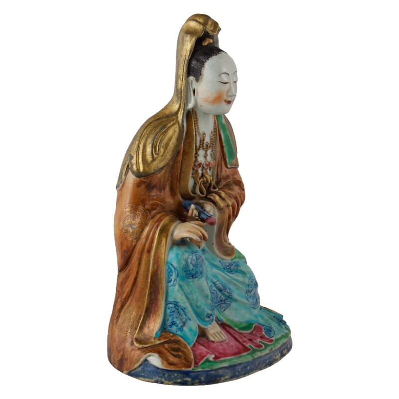Famille Rose Porcelain Figure of Guanyin - Image 2
