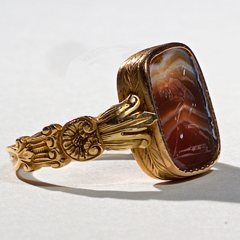 Agate and Gold Figurative Intaglio Ring - Image 2