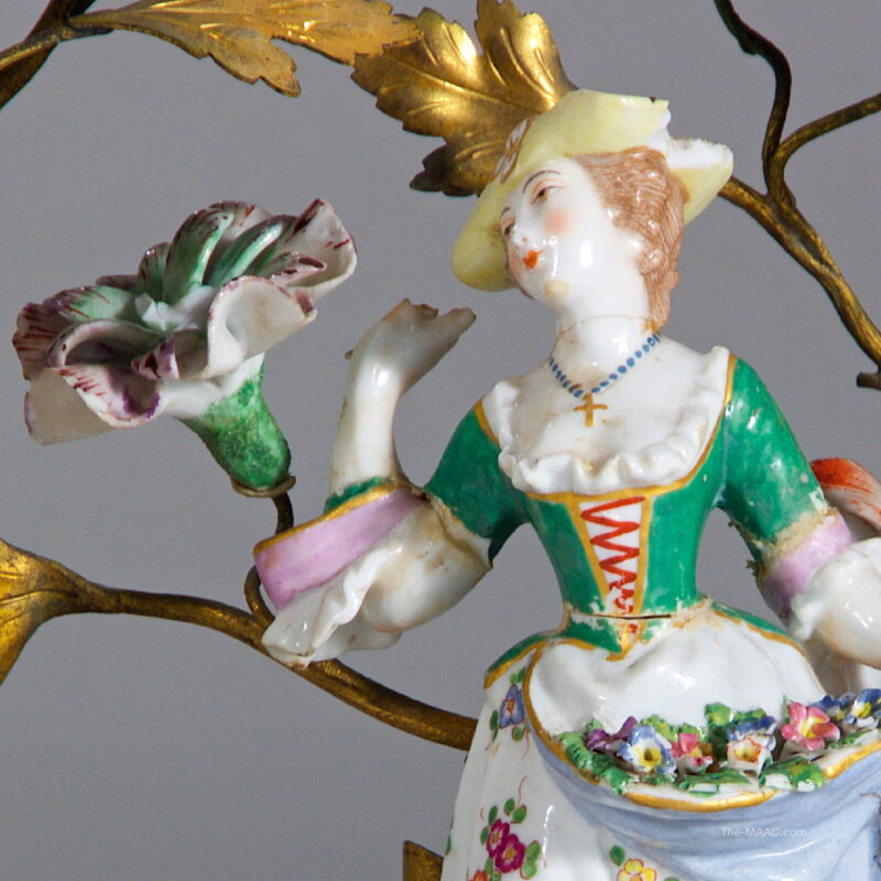 A Fine Porcelain and Bronze French Clockset - Image 4
