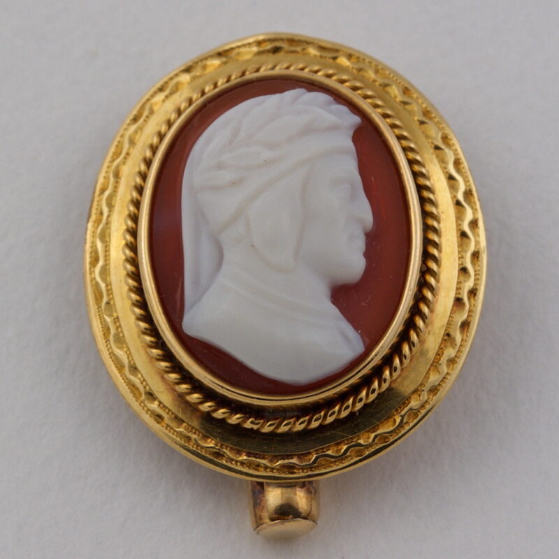Small Sardonyx Cameo of Dante in Gold Brooch Mounting