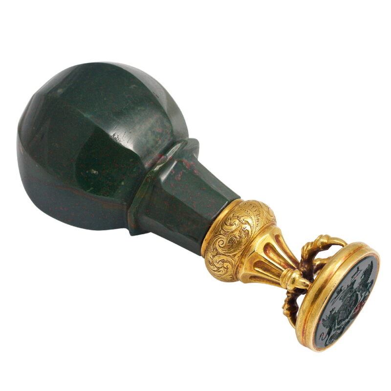 Wonderful Bloodstone and Gold Intaglio Table Seal - Image 2