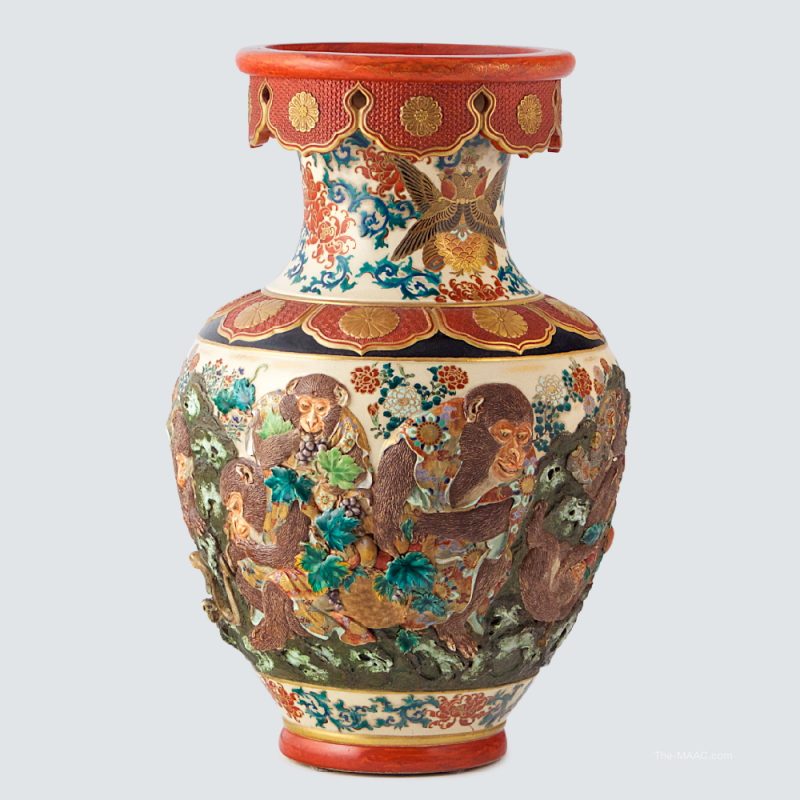Japanese Satsuma Kyotoware Monkey Vase
