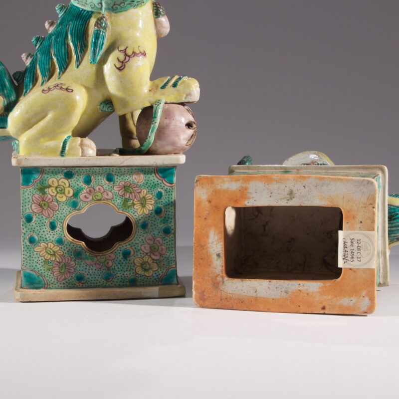 Pair of Chinese Ceramic Foo Lions - Image 4