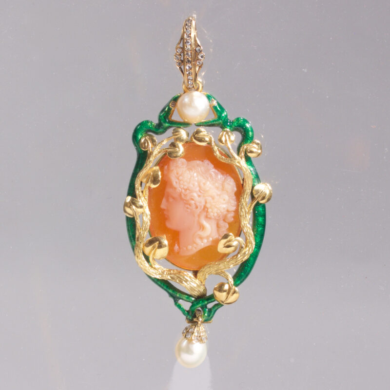 French Gold, Rose Diamond, Enamel, and Hardstone Cameo Pendant