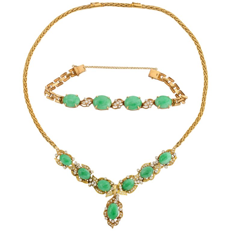 18-Karat Gold, Diamonds, and Chinese Jade Necklace and Bracelet Set - Available for Online Purchase – From Solomon Treasure in Gallery #83 – at the Manhattan Art and Antiques Center 