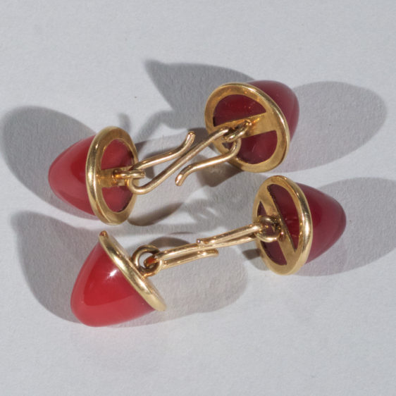 A Pair of Retro Red and Pink Quartz Cabochon and Gold Cufflinks -