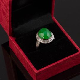 jade white gold ring in box