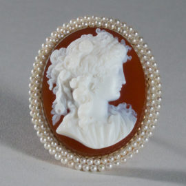 Sardonyx, Gold, and Pearl Cameo Brooch or Pendant